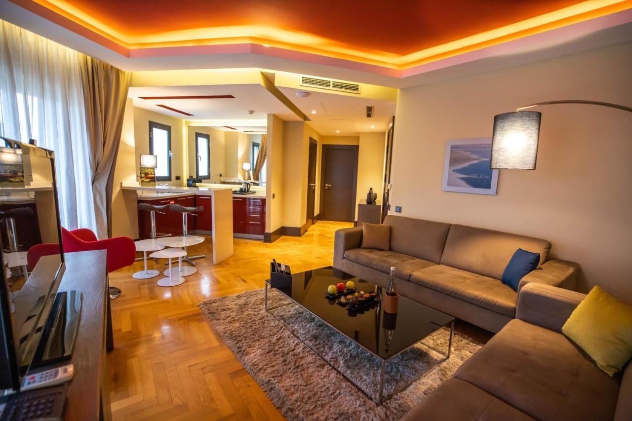 Gray Boutique Hotel カサブランカ エクステリア 写真 A suite at the hotel
