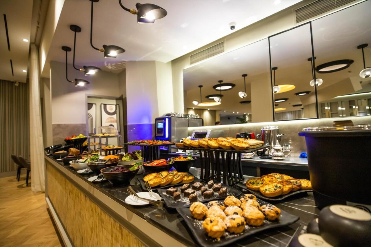 Gray Boutique Hotel カサブランカ エクステリア 写真 The buffet at the lounge