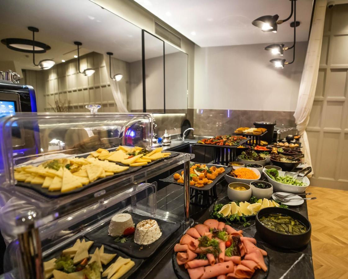 Gray Boutique Hotel カサブランカ エクステリア 写真 A buffet at a hotel